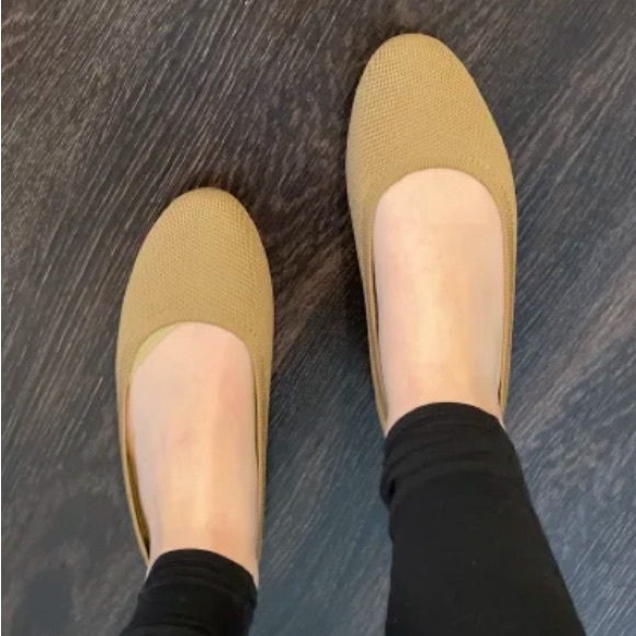 Balletcore Size 10 Women’s OLD NAVY Knit Almond Toe Flats in Mustard/Gold - Picture 10 of 15